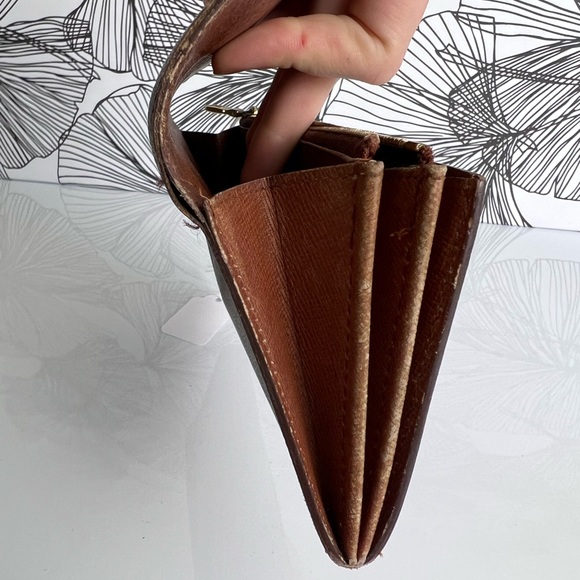 A44 LV monogram Sarah wallet - Picture 5 of 12